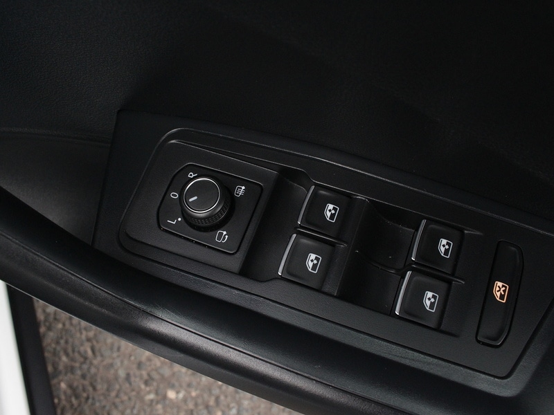 Used Volkswagen T-Roc 2018 for sale - 77802801: Photo 48