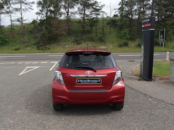 Used Toyota Yaris 2013 for sale - 78981014: Photo