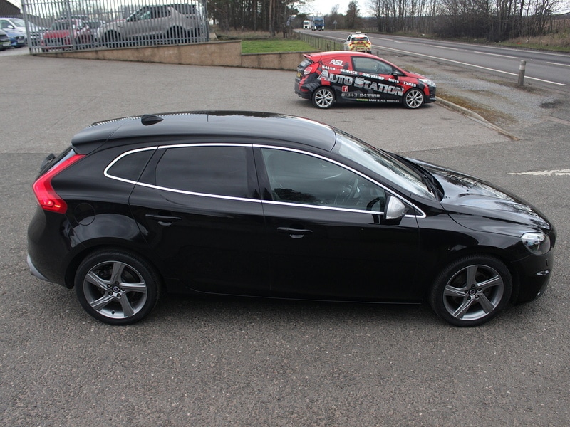 Used Volvo V40 2015 for sale - 77803215: Photo 10