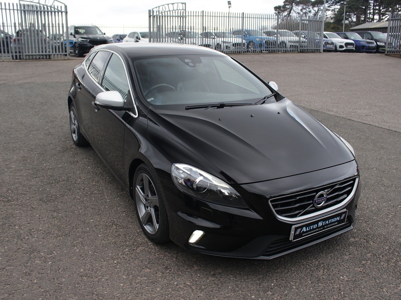 Used Volvo V40 2015 for sale - 77803215: Photo 14