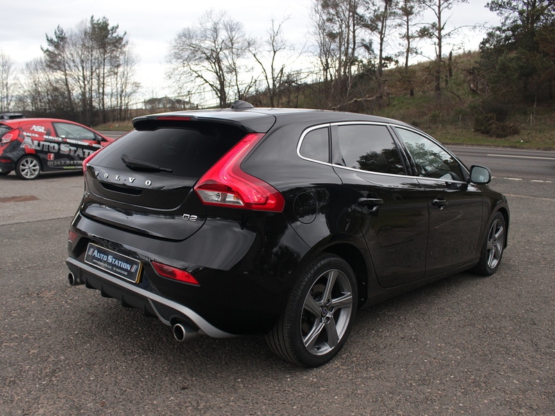 Used Volvo V40 2015 for sale - 77803215: Photo 31