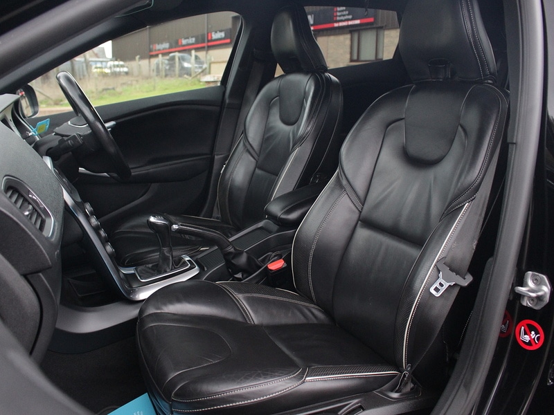 Used Volvo V40 2015 for sale - 77803215: Photo 39