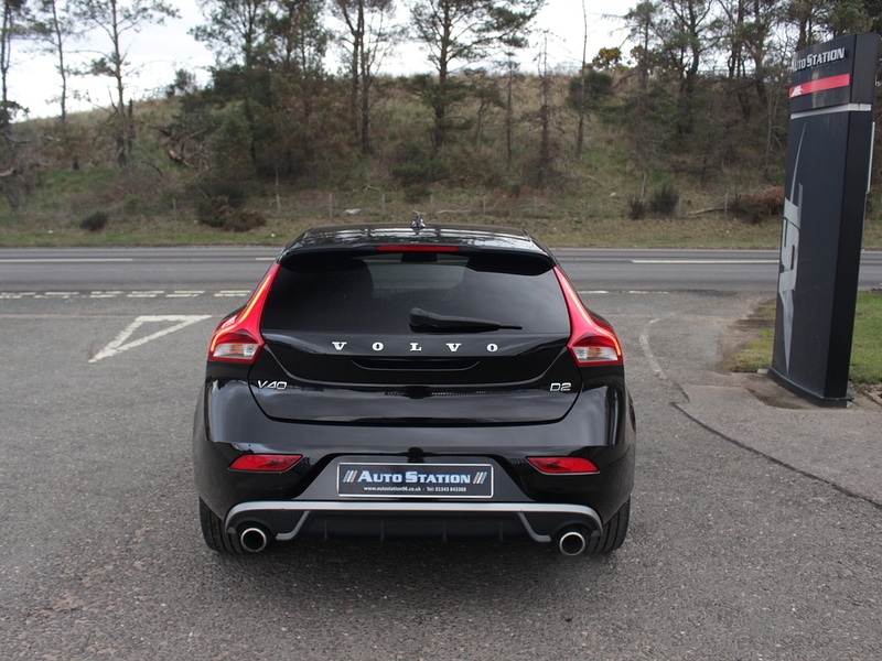 Used Volvo V40 2015 for sale - 77803215: Photo 4