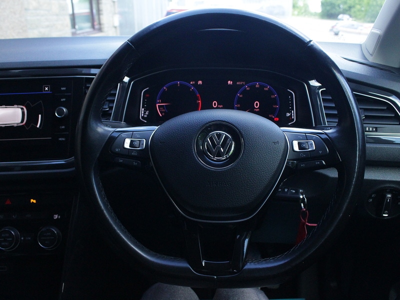 Used Volkswagen T-Roc for sale - 77746216: Photo 25