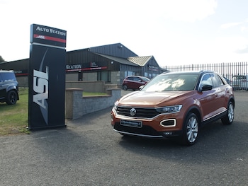 Used Volkswagen T-Roc 2018 for sale - 77746216: Photo