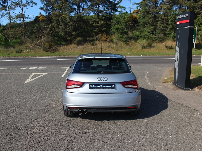 Used Audi A1 for sale - 77746208: Photo 4