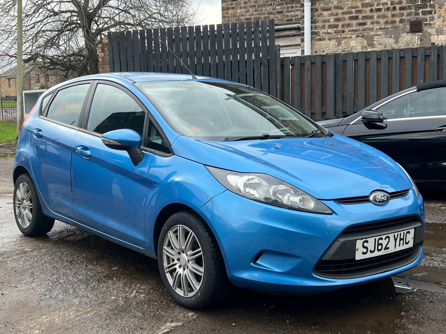 Used Ford Fiesta 2012 for sale - 77715798: Photo 2