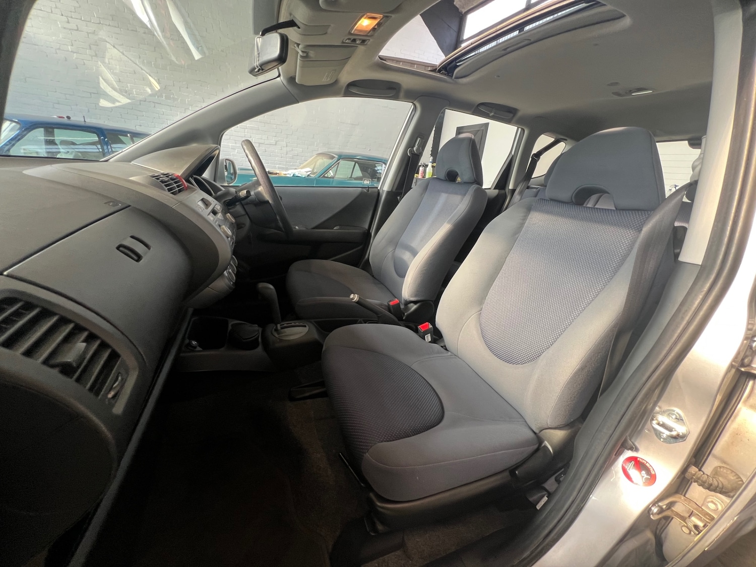 Used Honda Jazz 2003 for sale - 78209840: Photo 18