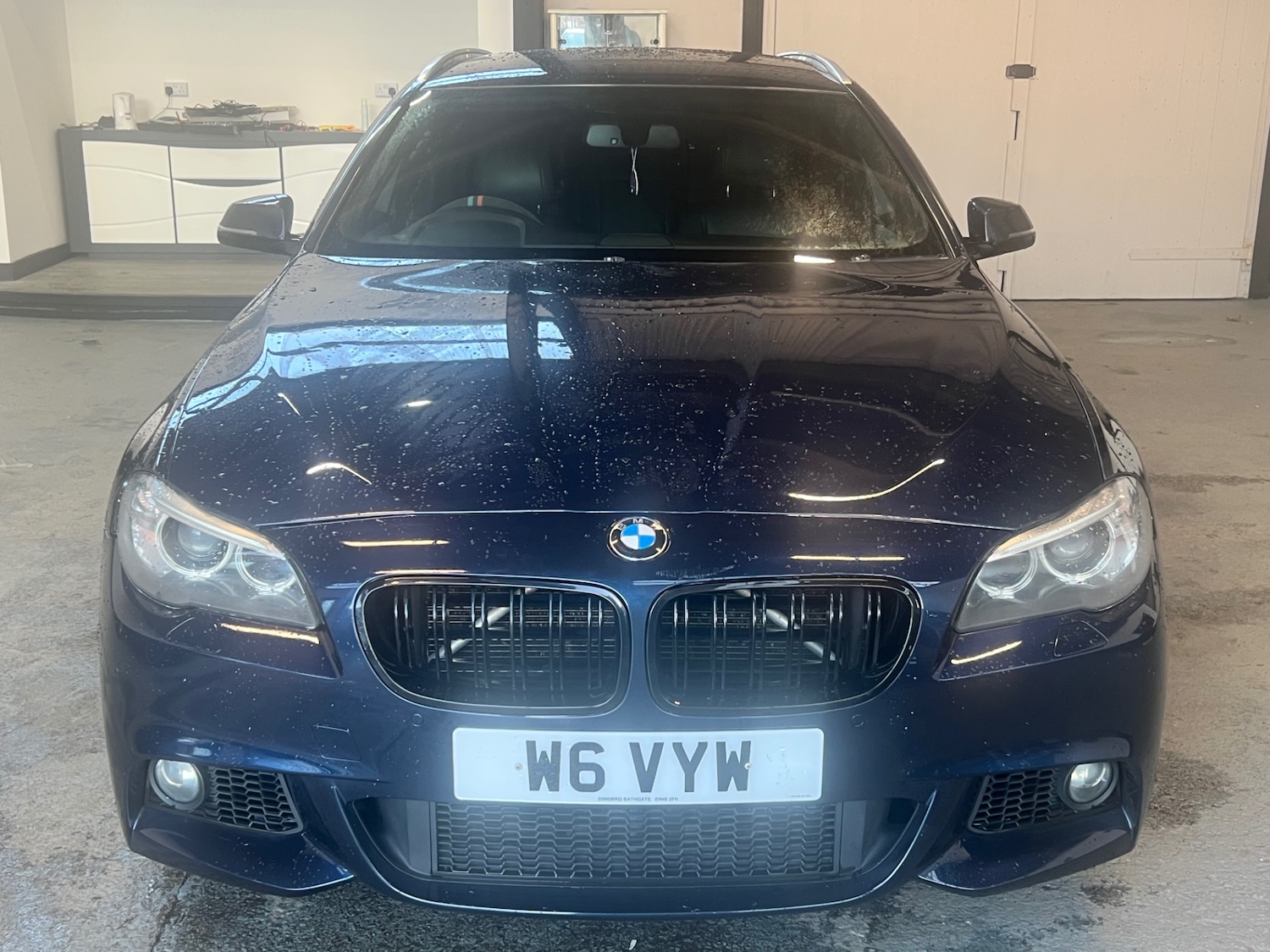 Used BMW 5 Series 2013 for sale - 77186619: Photo 2