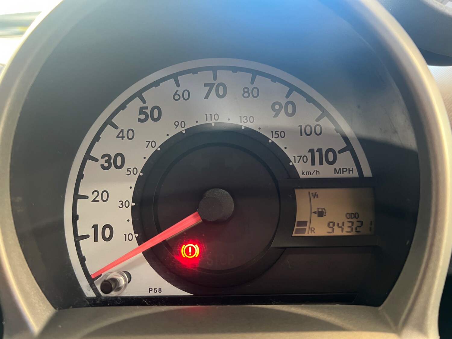 Used Peugeot 107 2014 for sale - 76611463: Photo 10