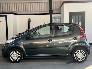 Used Peugeot 107 2014 for sale - 76611463: Photo
