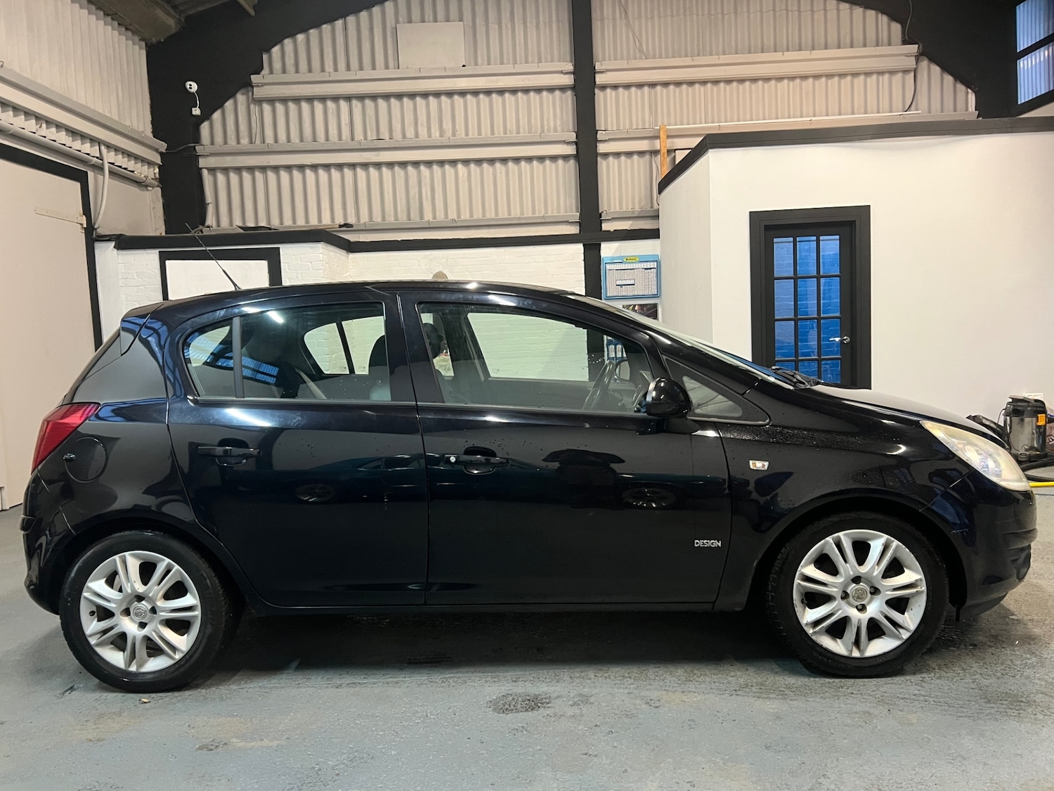 Used Vauxhall Corsa 2009 for sale - 76853886: Photo 8