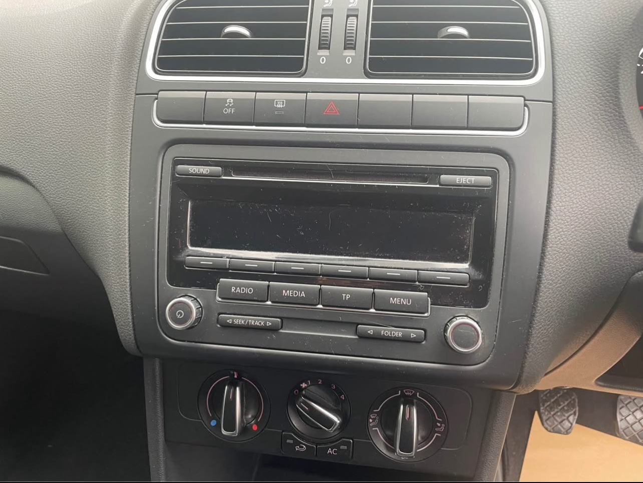 Used Volkswagen Polo 2012 for sale - 76637222: Photo 10