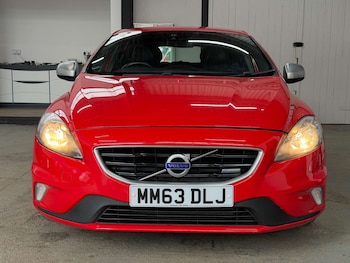 Used Volvo V40 2013 for sale - 79333023: Photo