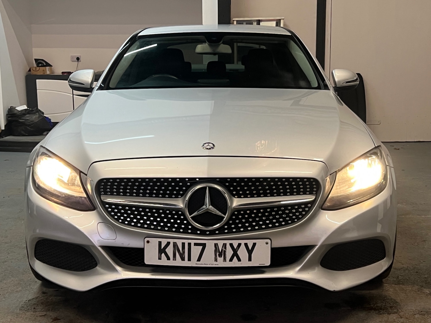 Used Mercedes-Benz C Class 2017 for sale - 77028269: Photo 2