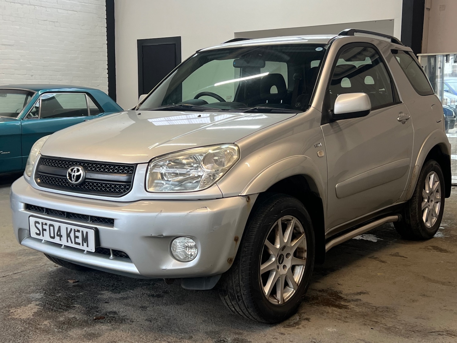 Used Toyota RAV4 2004 for sale - 77466036: Photo 3