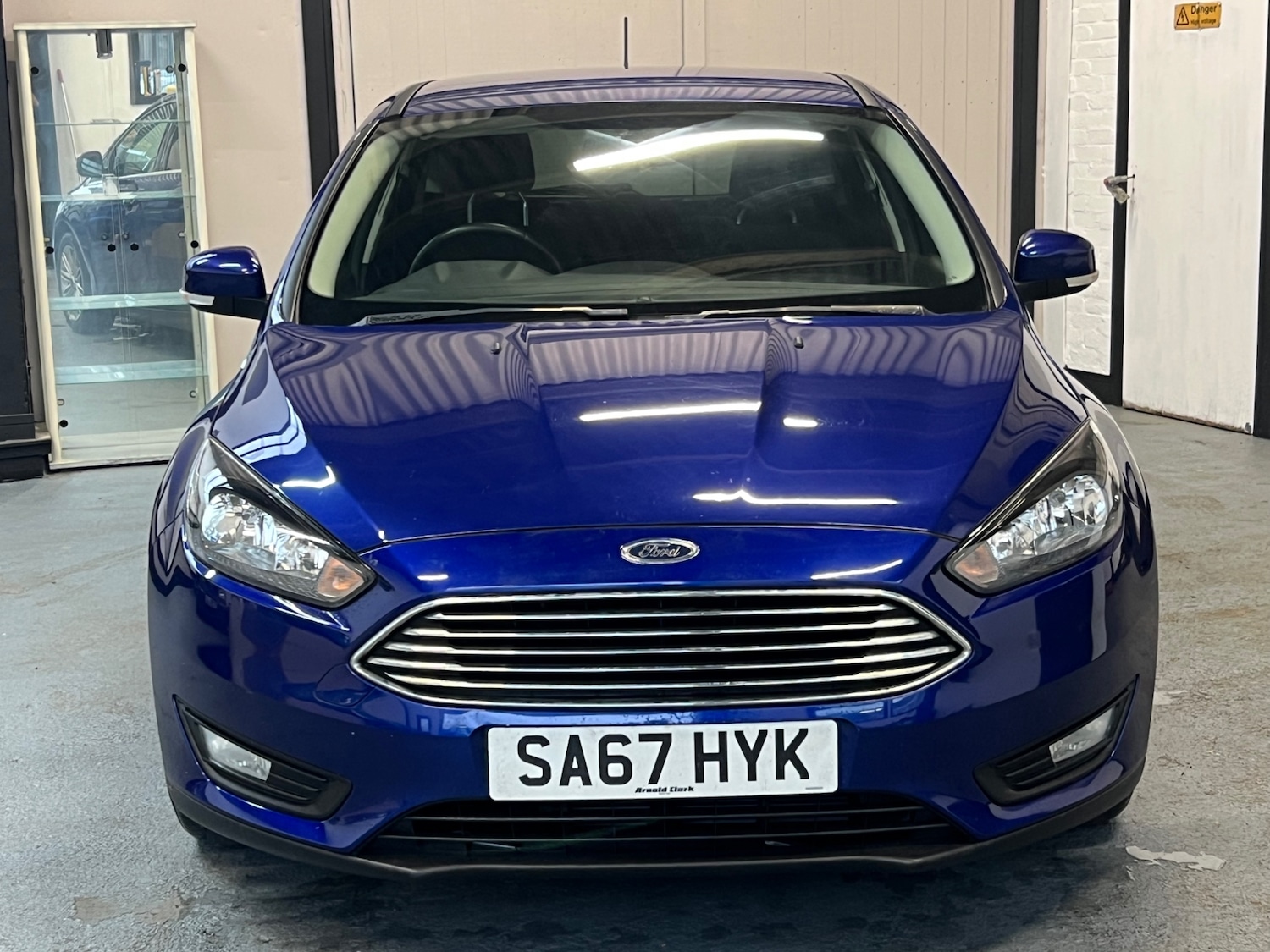 Used Ford Focus 2017 for sale - 76444514: Photo 2