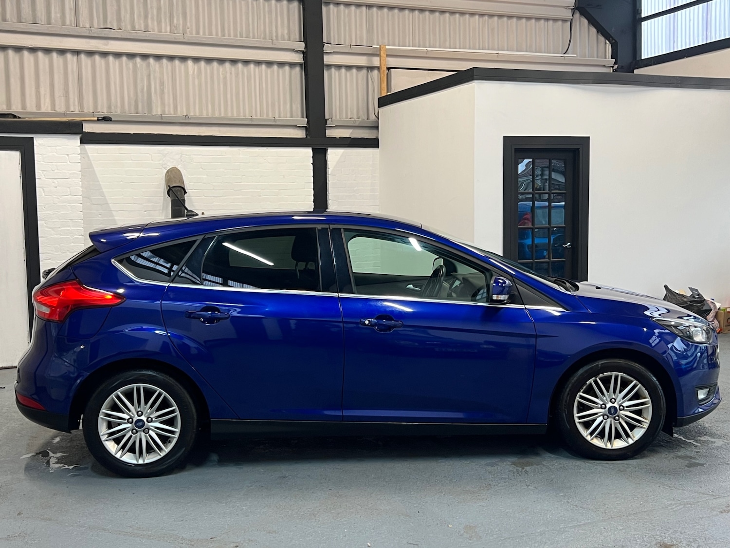 Used Ford Focus 2017 for sale - 76444514: Photo 8