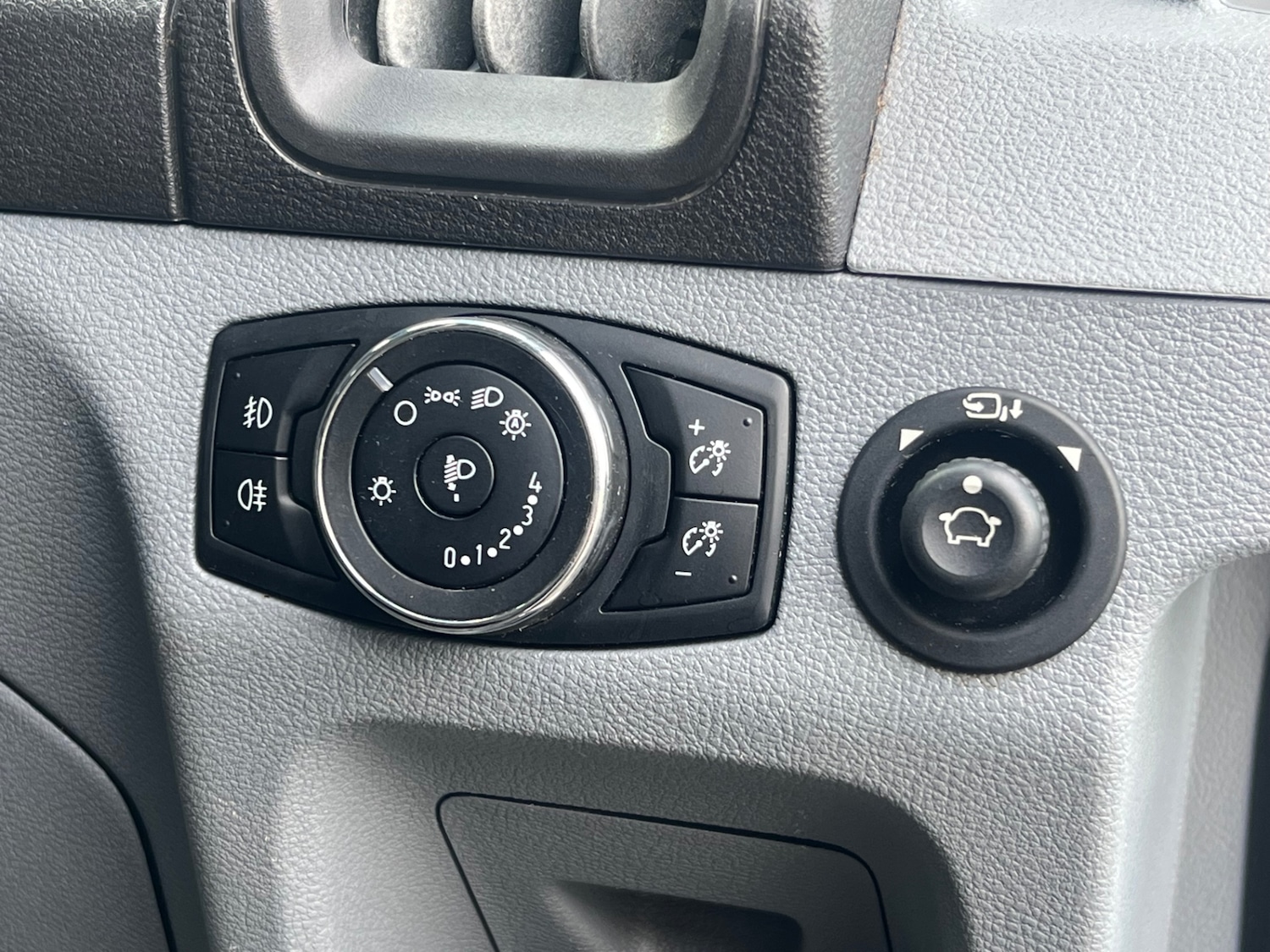 Used Ford Transit 2017 for sale - 78062321: Photo 14