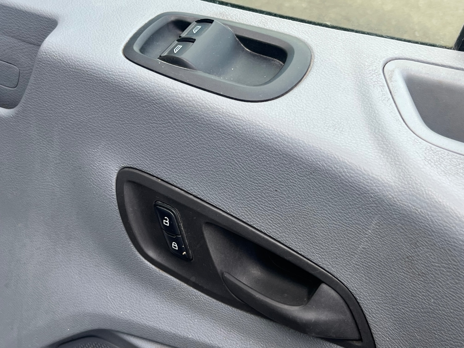 Used Ford Transit 2017 for sale - 78062321: Photo 15