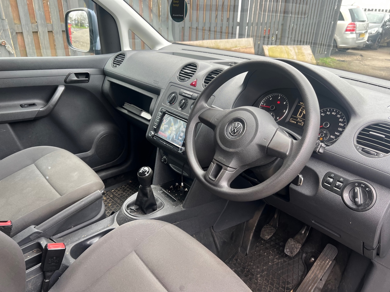 Used Volkswagen Caddy 2014 for sale - 77822641: Photo 3