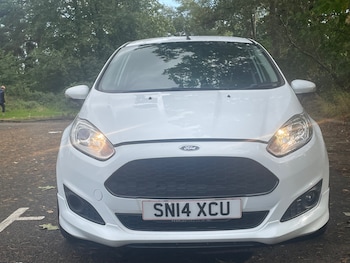 Used Ford Fiesta 2014 for sale - 75988245: Photo 2