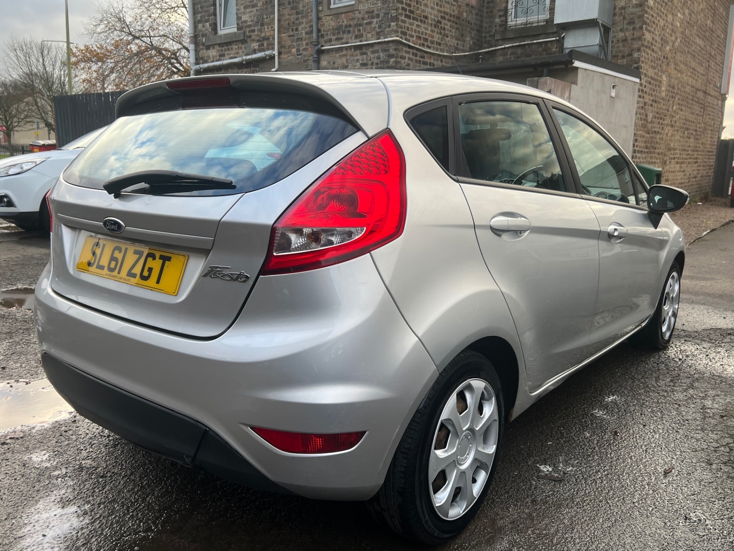 Used Ford Fiesta 2011 for sale - 76853893: Photo 4