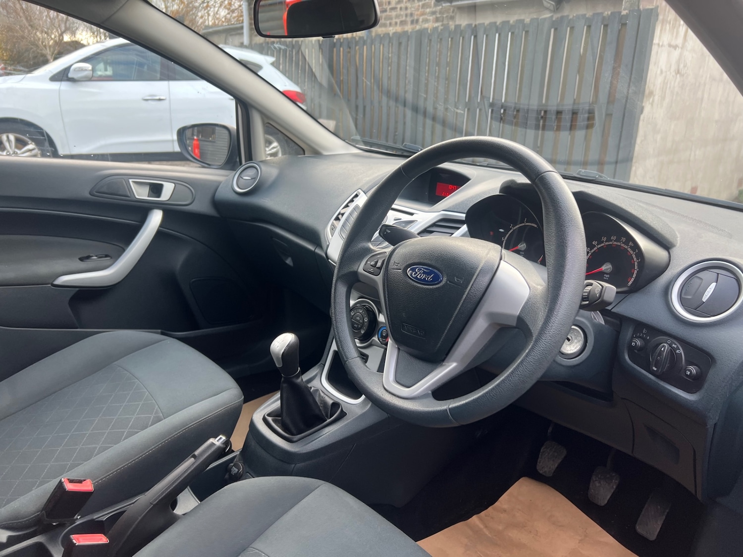 Used Ford Fiesta 2011 for sale - 76853893: Photo 7