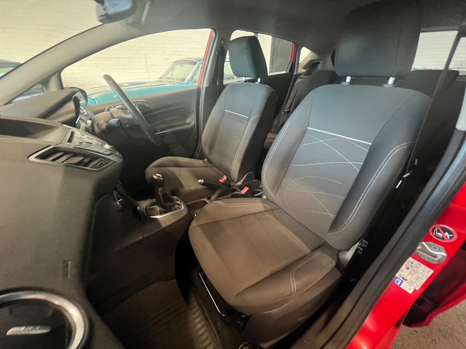 Used Ford Fiesta 2015 for sale - 76921532: Photo 16