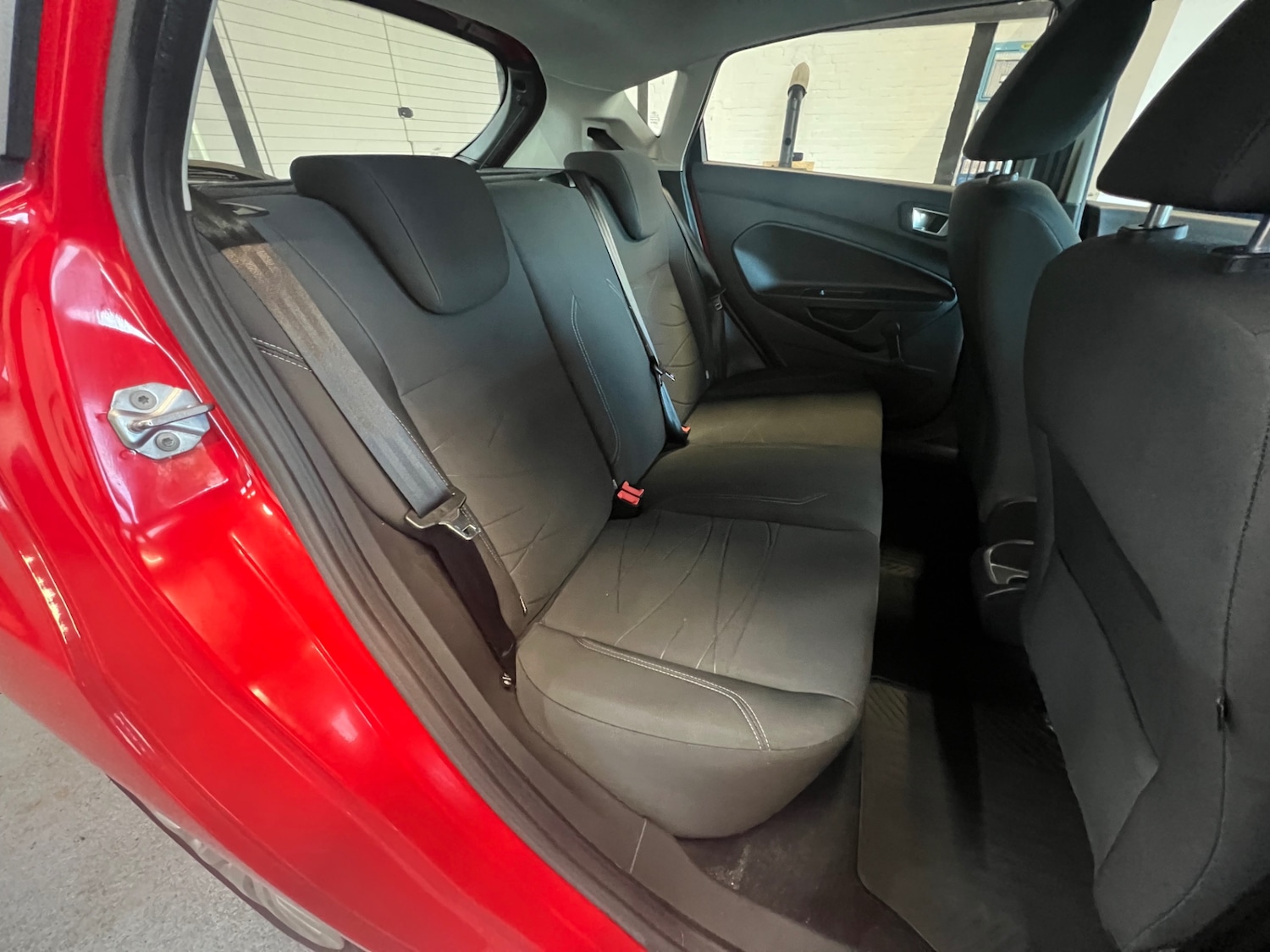 Used Ford Fiesta 2015 for sale - 76921532: Photo 18