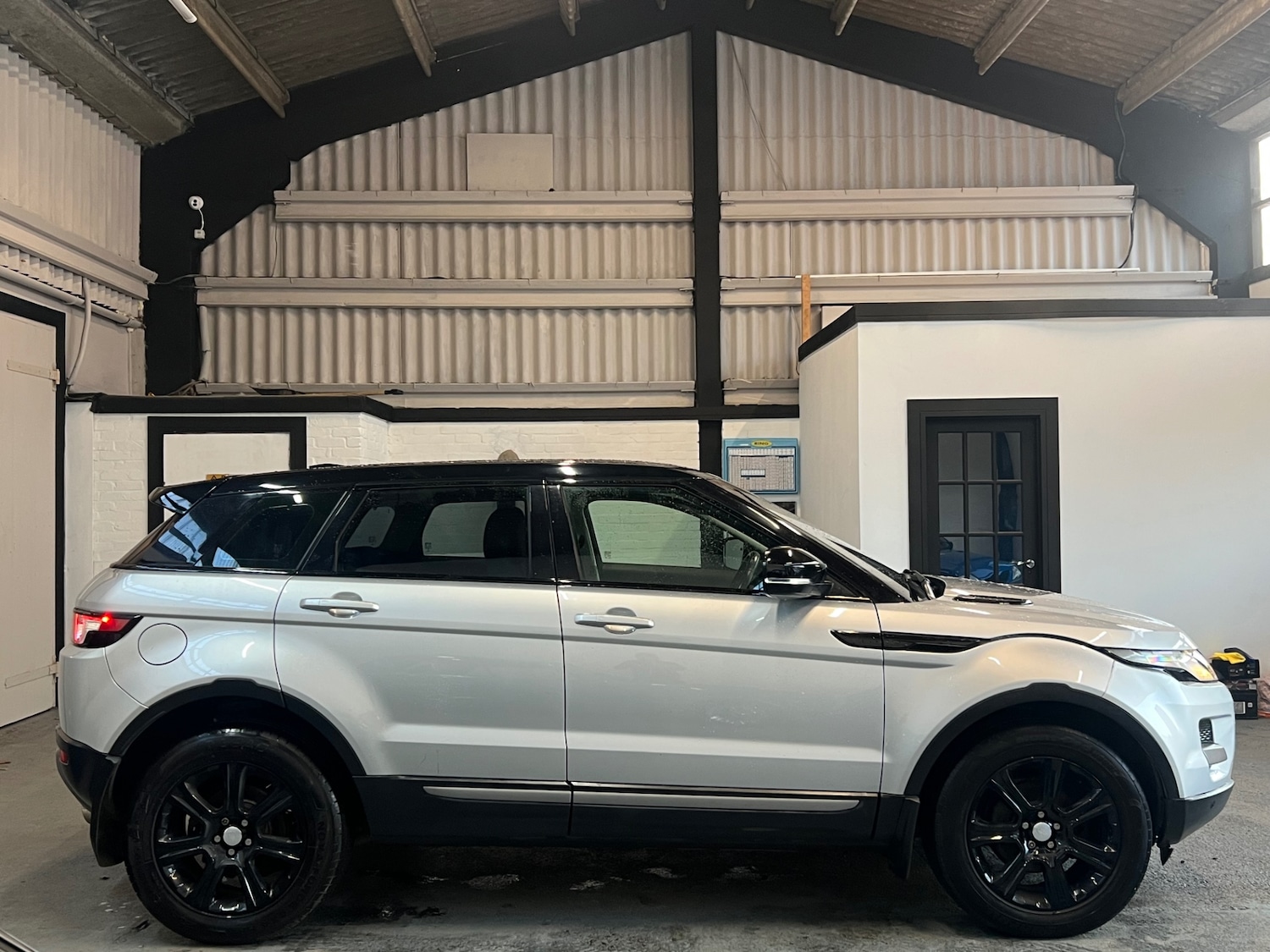 Used Land Rover Range Rover Evoque 2013 for sale - 76941866: Photo 8