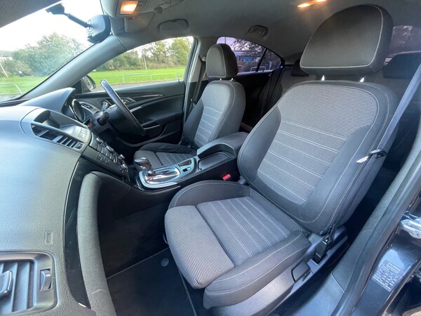 Used Vauxhall Insignia 2011 for sale - 76231843: Photo 15