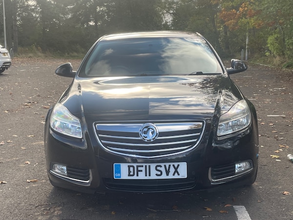 Used Vauxhall Insignia 2011 for sale - 76231843: Photo 2