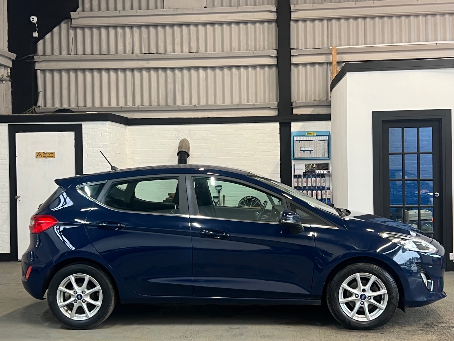 Used Ford Fiesta 2017 for sale - 77763261: Photo 8