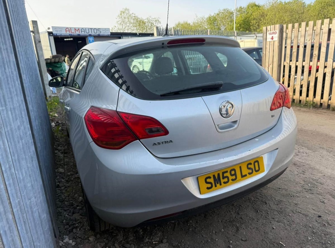 Used Vauxhall Astra 2009 for sale - 76126536: Photo 4