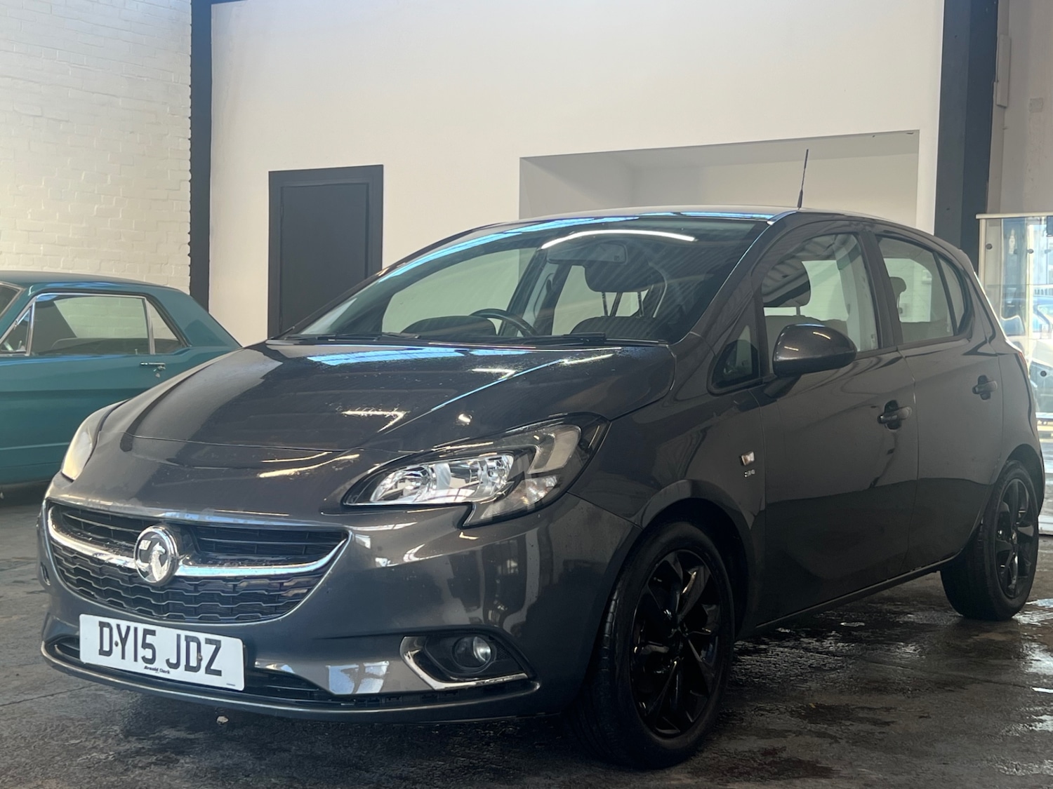 Used Vauxhall Corsa 2015 for sale - 77329588: Photo 2