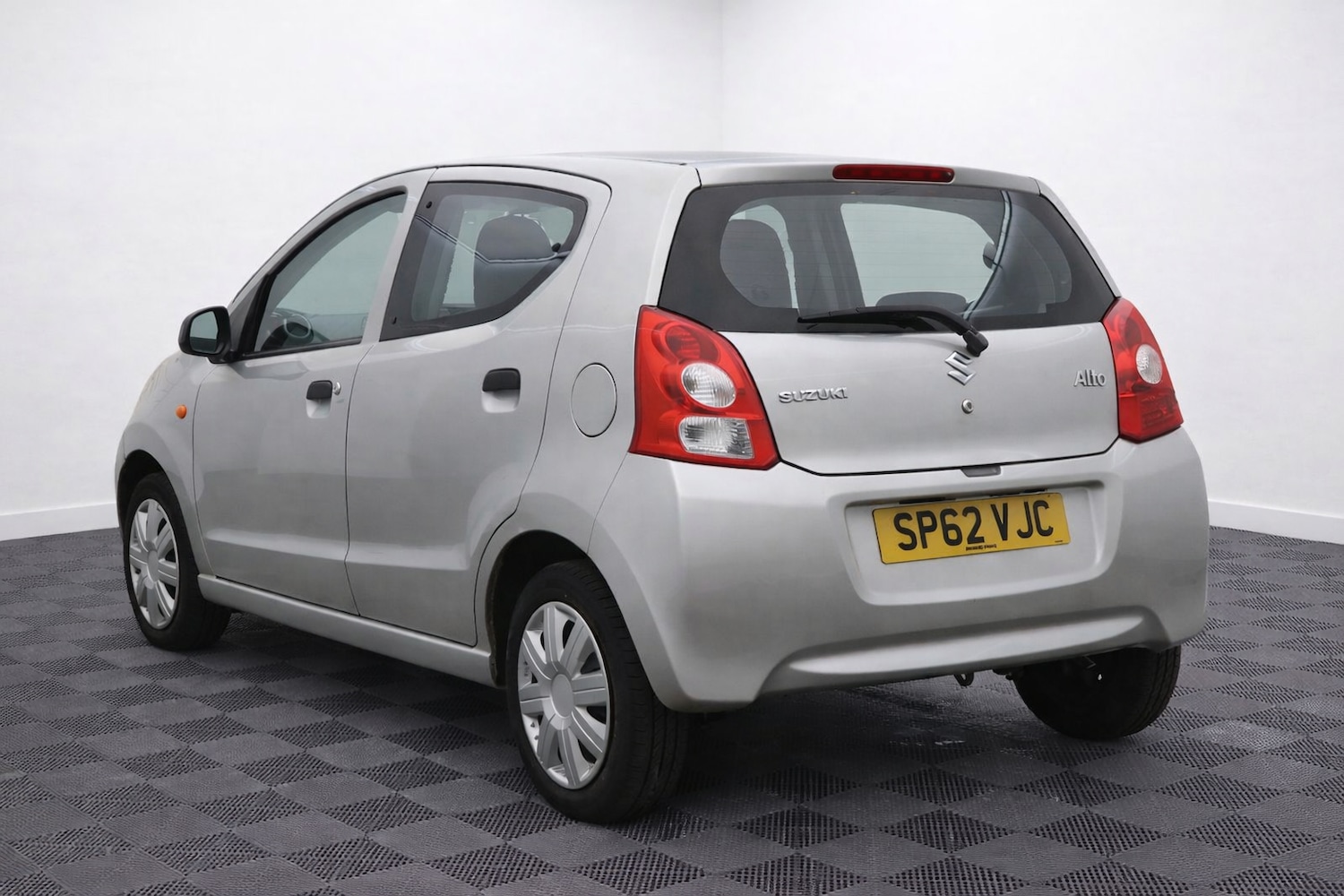 Used Suzuki Alto 2012 for sale - 77760276: Photo 2