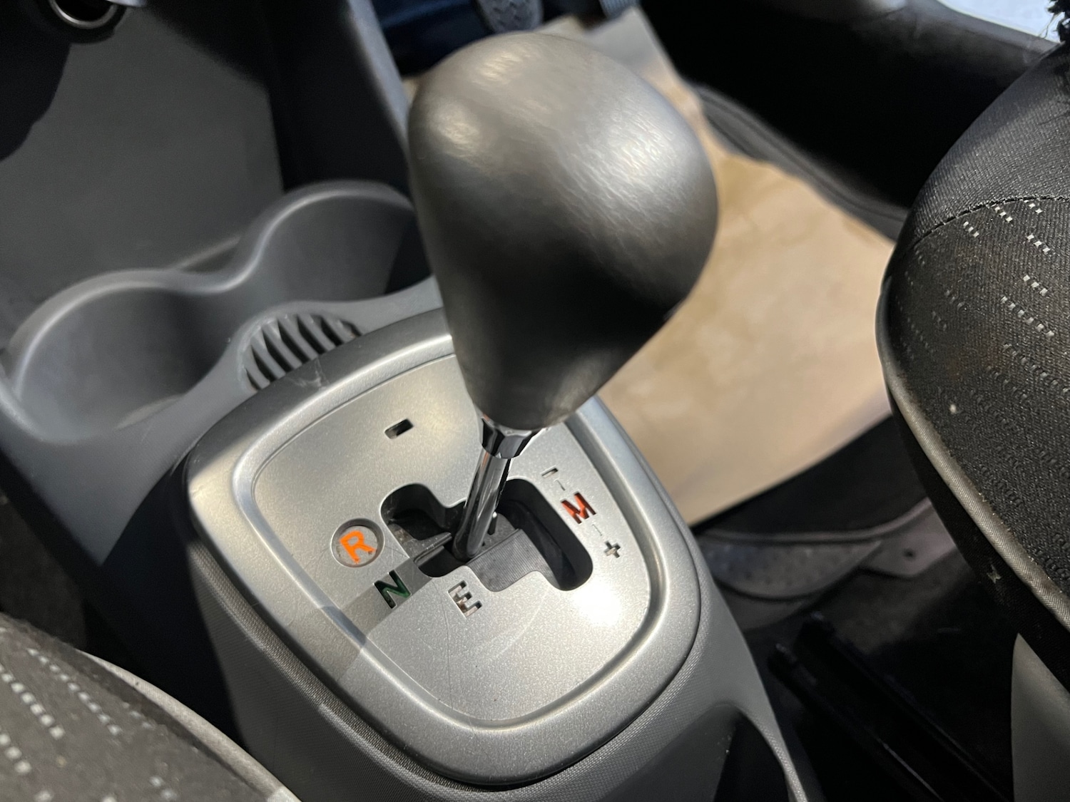 Used Peugeot 107 2009 for sale - 77095401: Photo 12