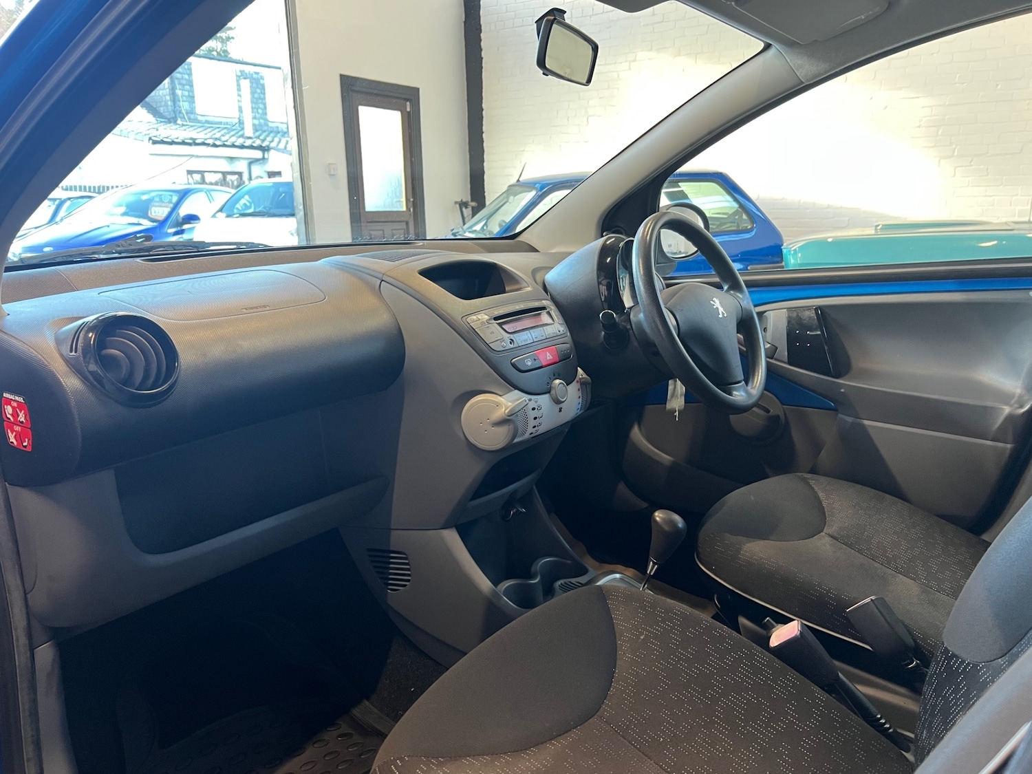 Used Peugeot 107 2009 for sale - 77095401: Photo 16