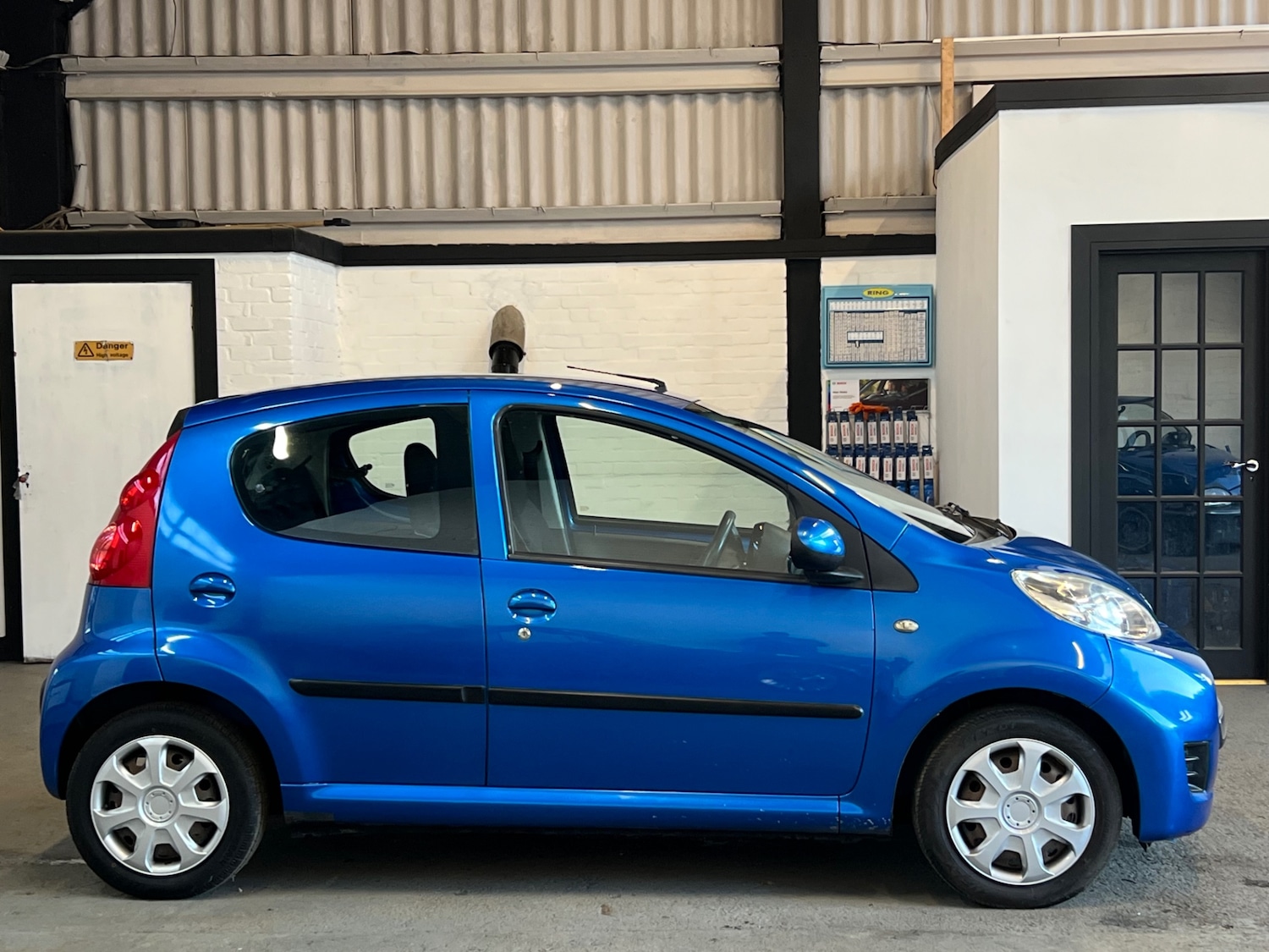 Used Peugeot 107 2009 for sale - 77095401: Photo 8