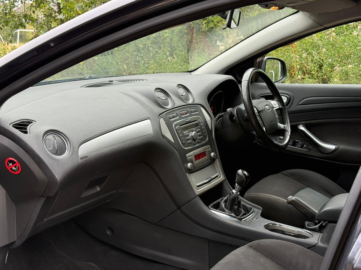 Used Ford Mondeo 2010 for sale - 75681627: Photo 12