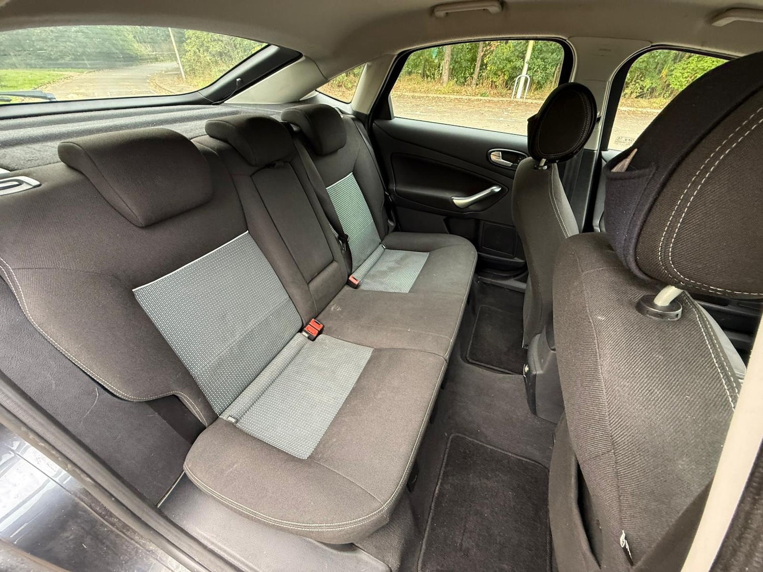 Used Ford Mondeo 2010 for sale - 75681627: Photo 14