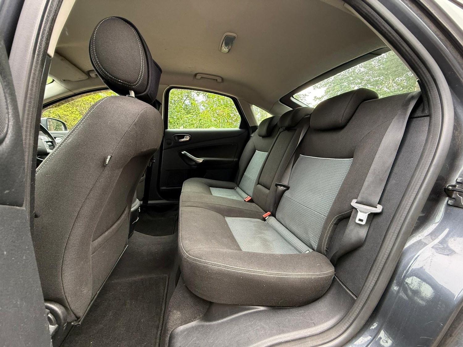 Used Ford Mondeo 2010 for sale - 75681627: Photo 15