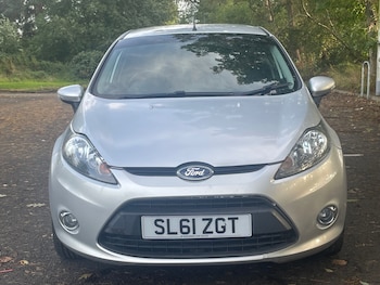 Used Ford Fiesta 2011 for sale - 75999997: Photo 2