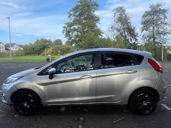 Used Ford Fiesta 2011 for sale - 75999997: Photo 4