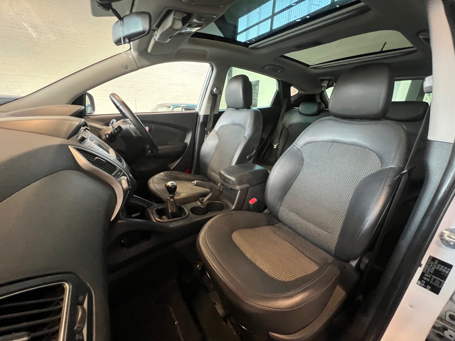 Used Hyundai Ix35 2011 for sale - 76637236: Photo 13