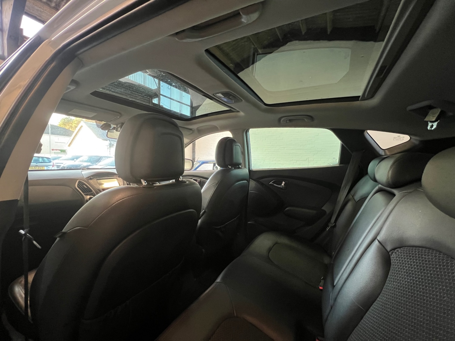 Used Hyundai Ix35 2011 for sale - 76637236: Photo 17