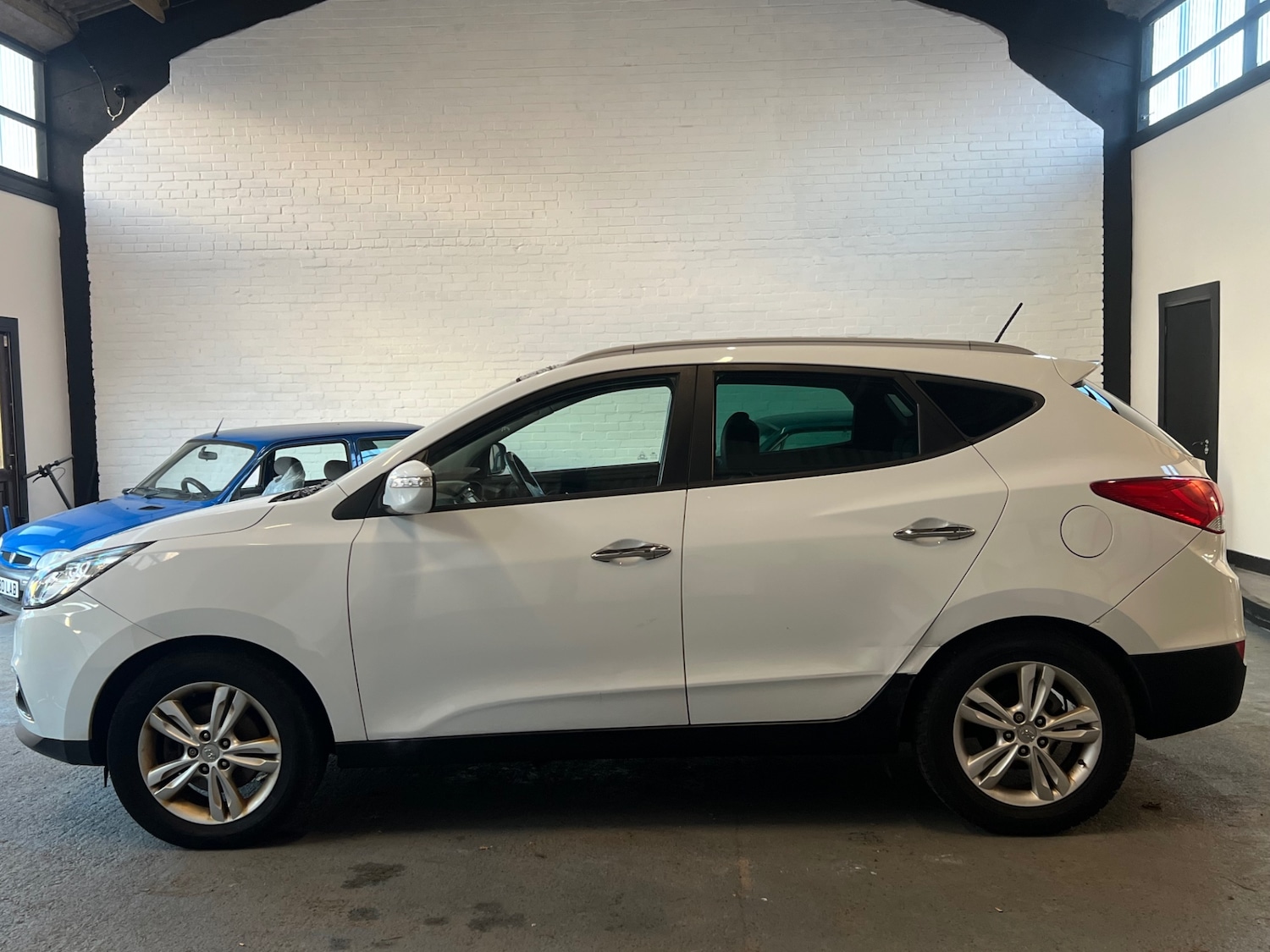 Used Hyundai Ix35 2011 for sale - 76637236: Photo 4