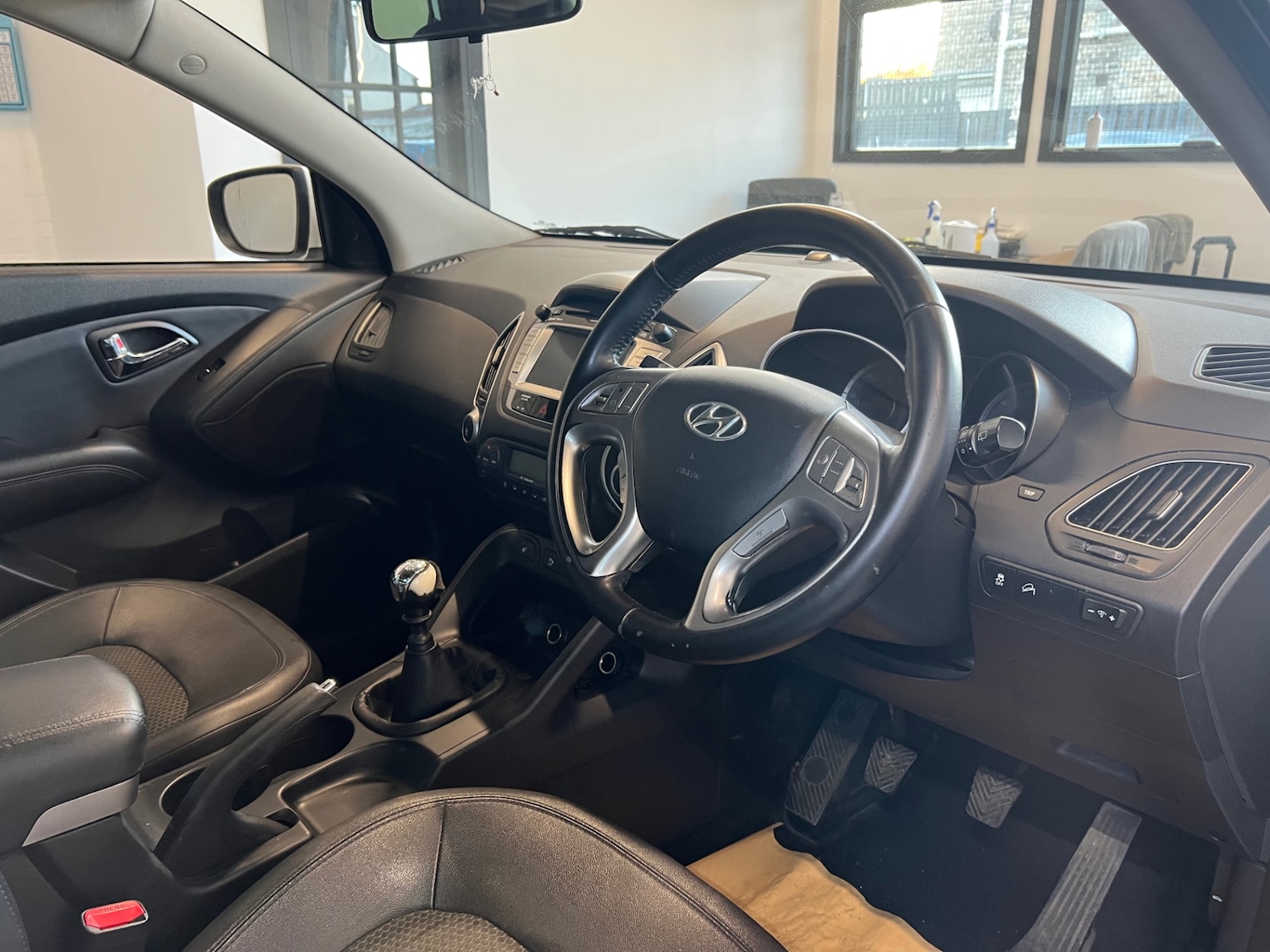 Used Hyundai Ix35 2011 for sale - 76637236: Photo 9