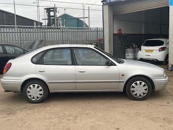 Used Toyota Corolla 1999 for sale - 75376123: Photo